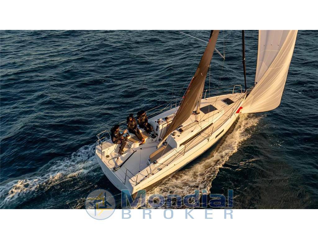 Beneteau First 30 mod.2025