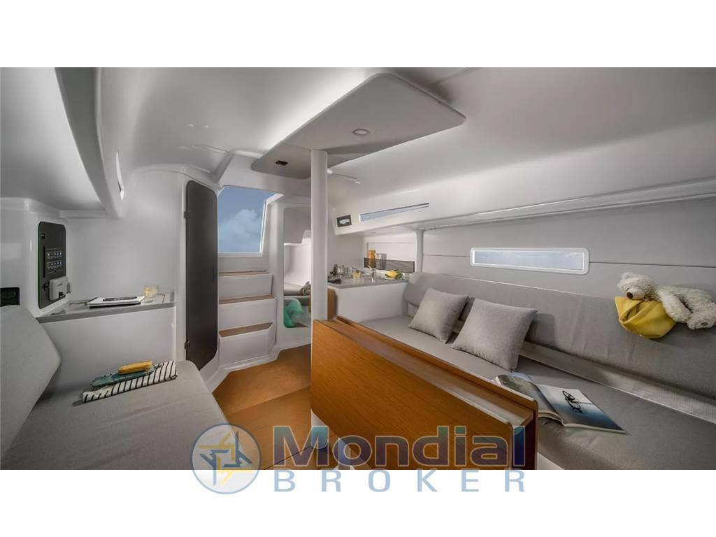 Beneteau First 30 mod.2025