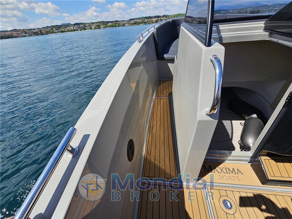 Maxima 700 sport