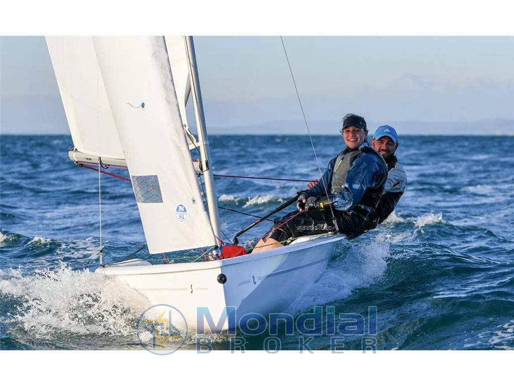 Beneteau First 14