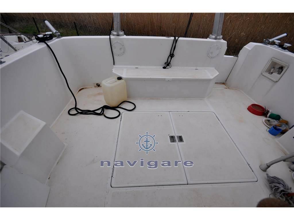 Azimut Az 37