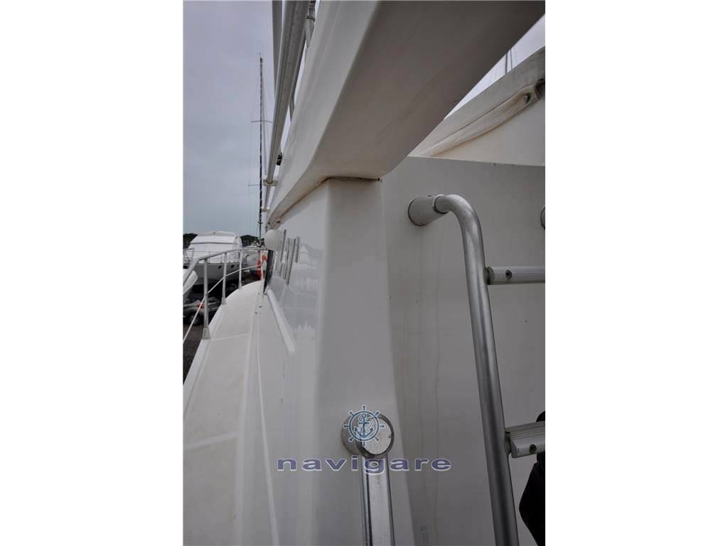 Azimut Az 37