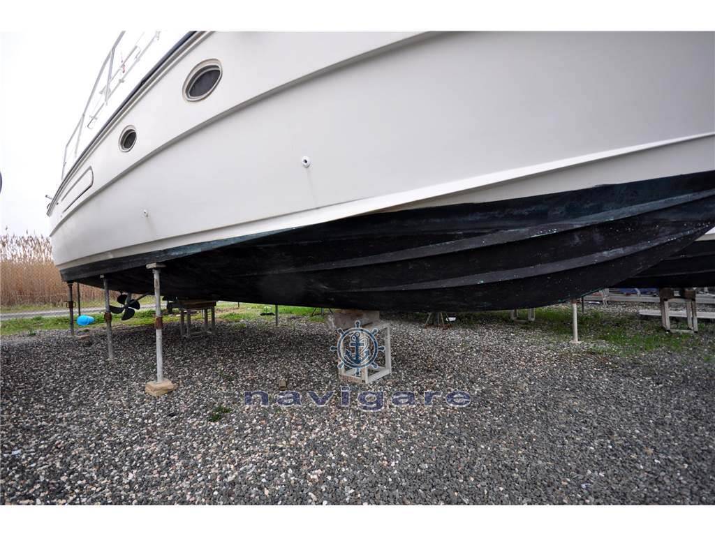 Azimut Az 37