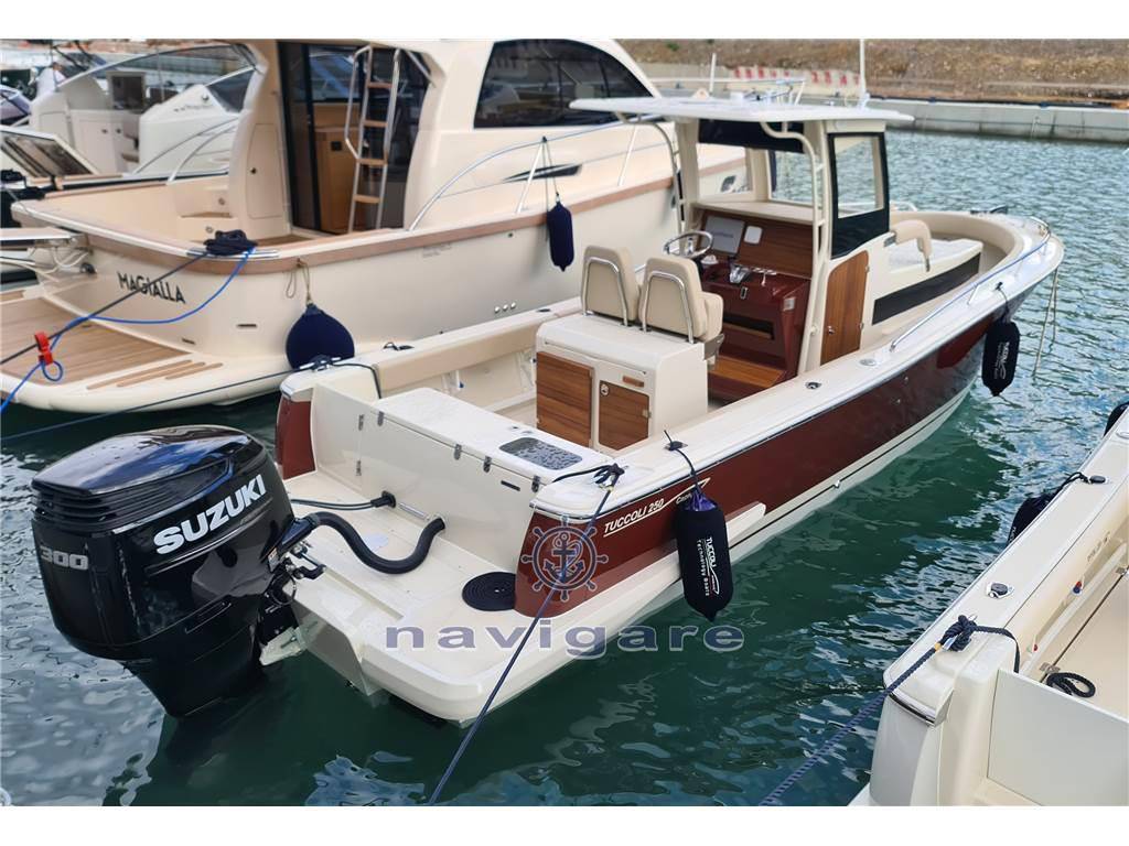 Tuccoli marine T250 capraia calarossa