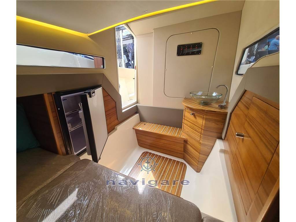 Tuccoli marine T250 capraia calarossa