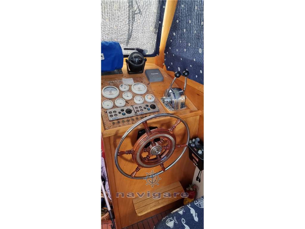 Parente Delfino 7.5 cabin