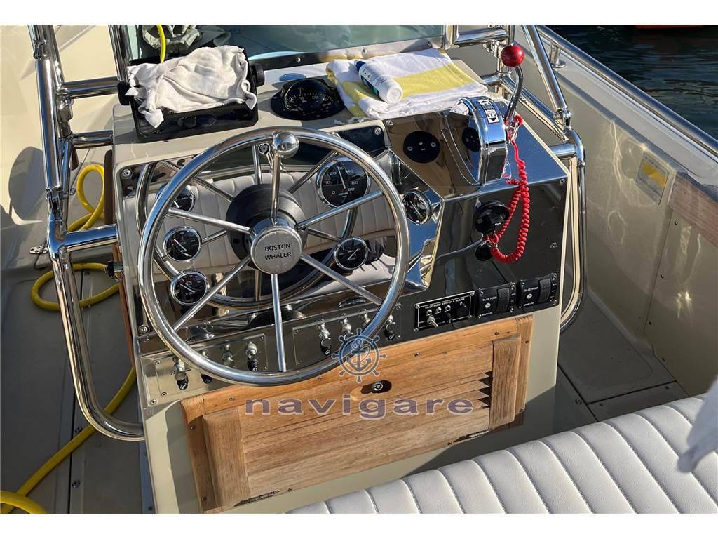 Boston whaler 23 outrage