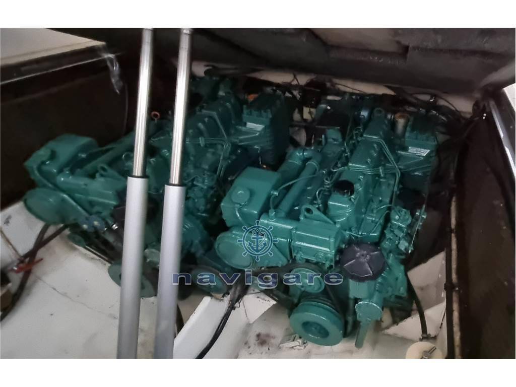 Tornado 38' classic