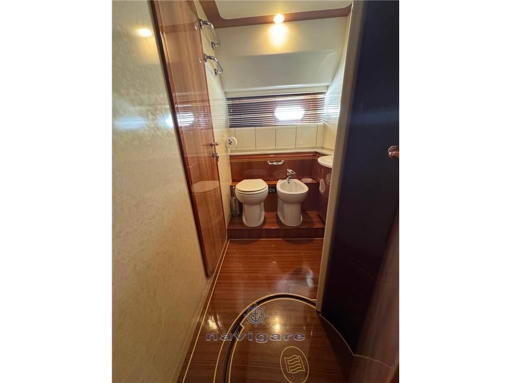 Ferretti yachts Ferretti 810