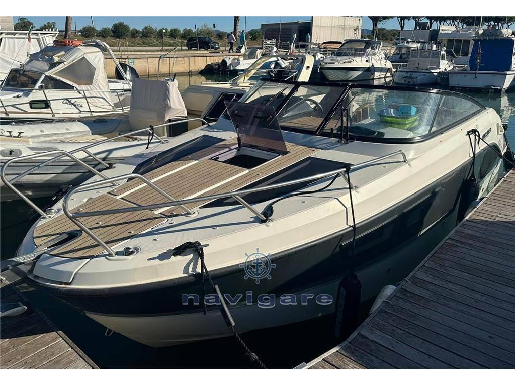 Quicksilver Activ 805 cruiser