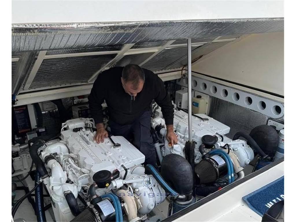Bertram yacht 360 moppie