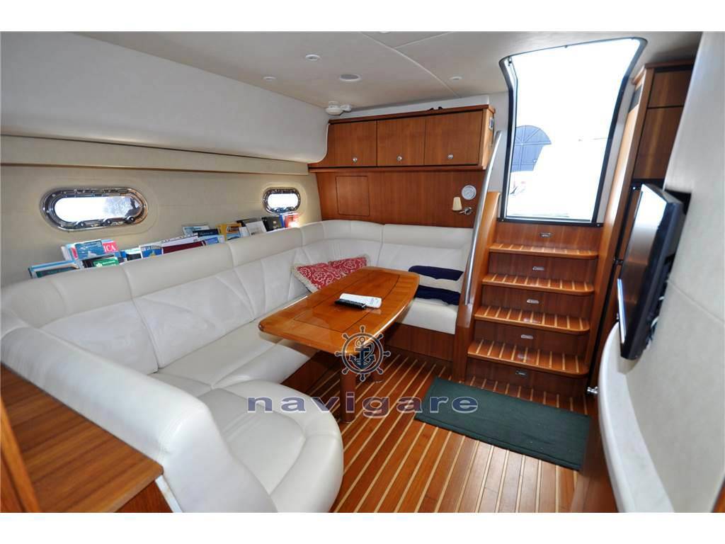 Tiara yachts 4300 sovran