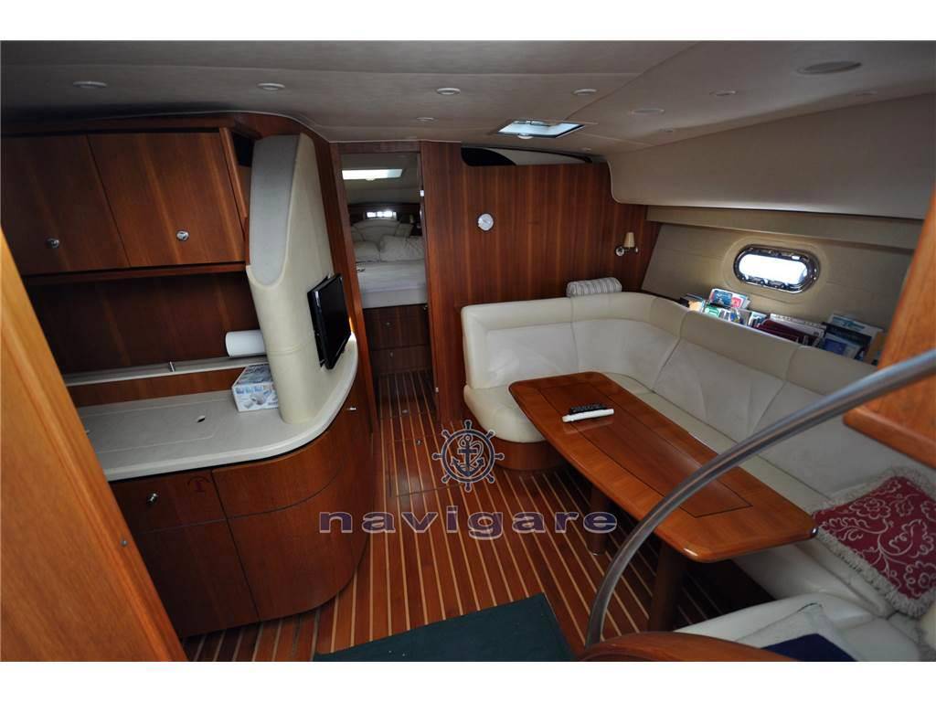 Tiara yachts 4300 sovran