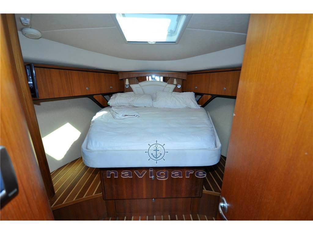 Tiara yachts 4300 sovran