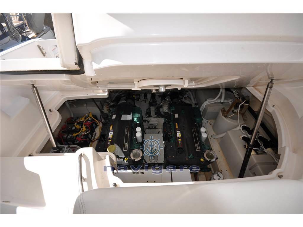 Tiara yachts 4300 sovran