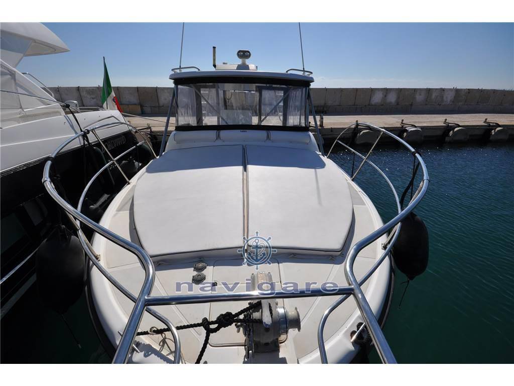 Luhrs 28 open