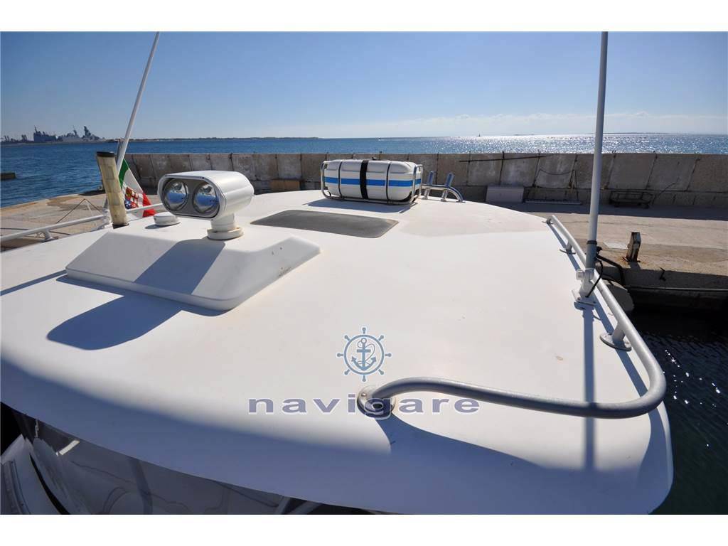 Luhrs 28 open