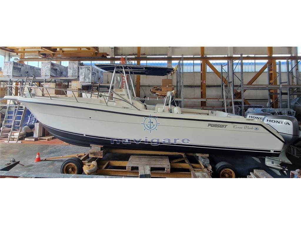 Pursuit 2870 center console