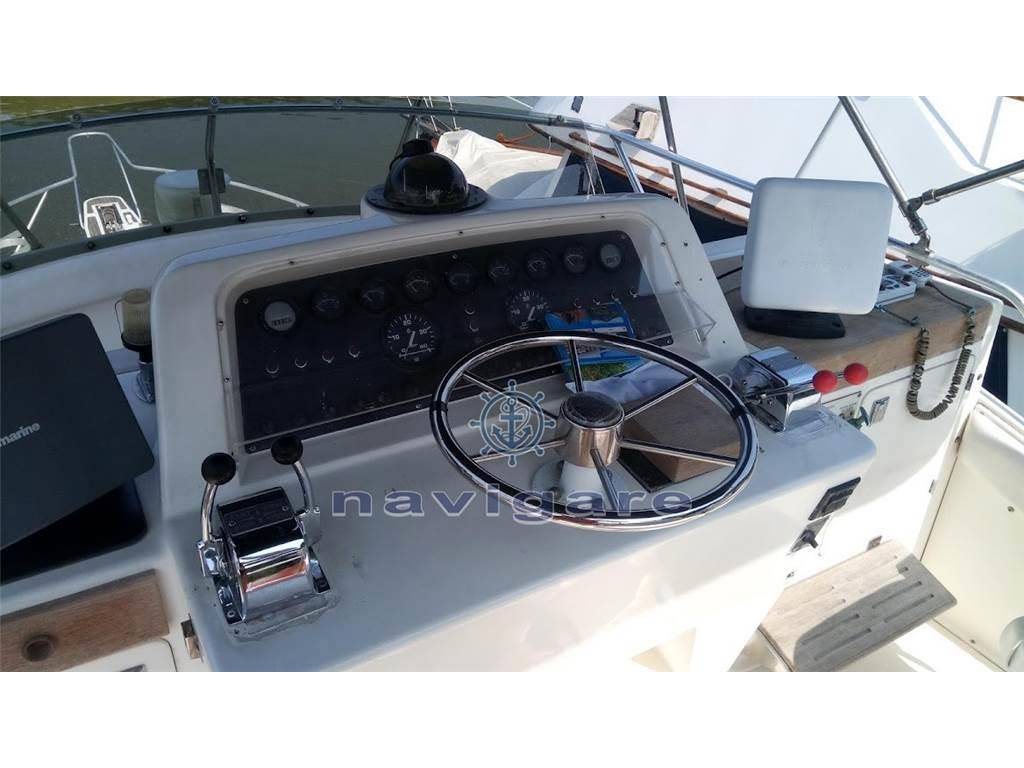 Bertram yacht 37' sf