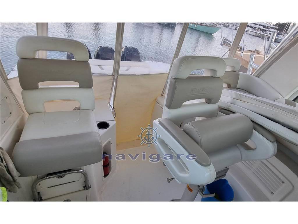 Boston whaler 345 conquest