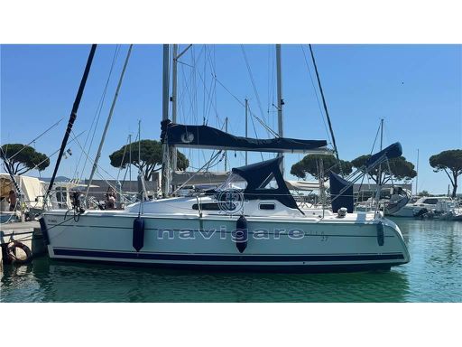 Hunter 27