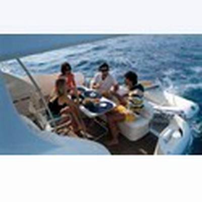 Azimut Az 42