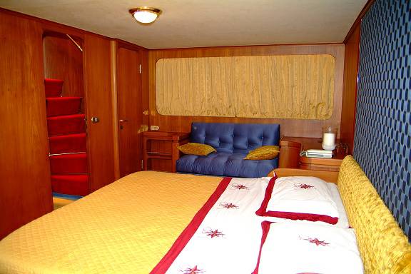 Benetti 23