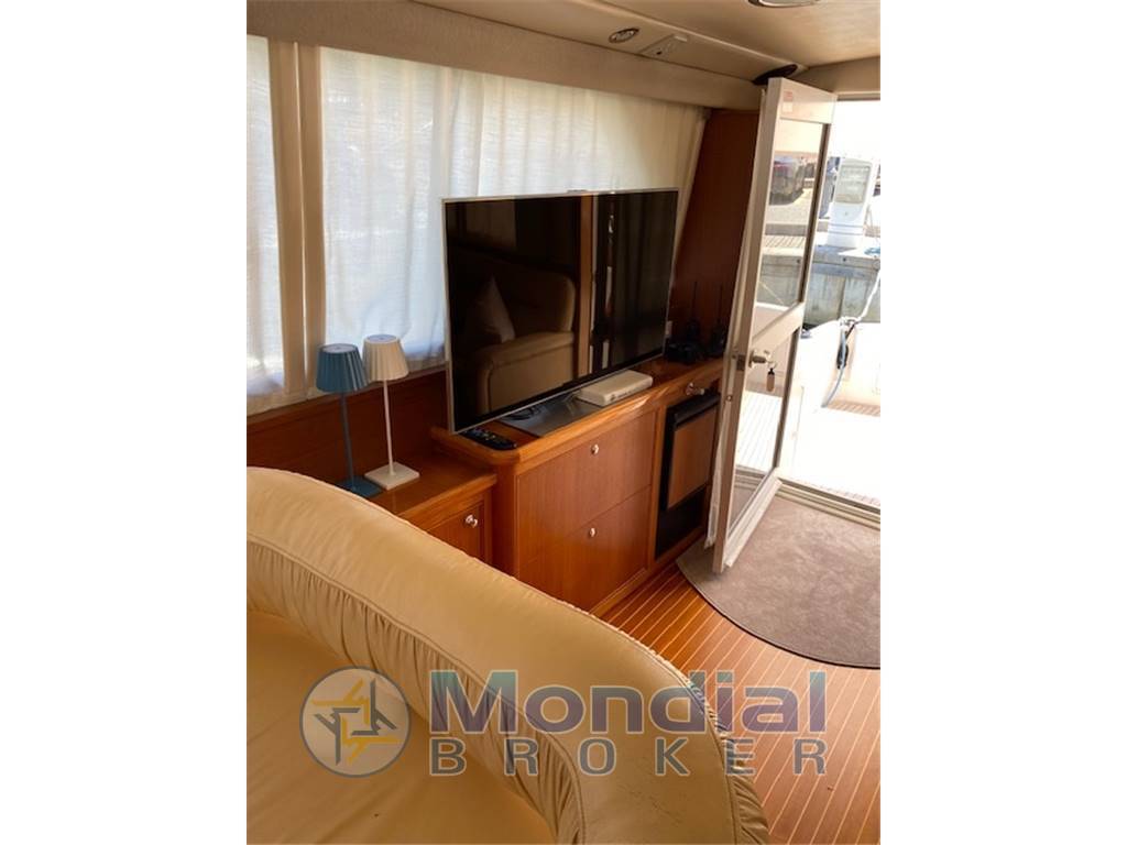 Uniesse 42 open