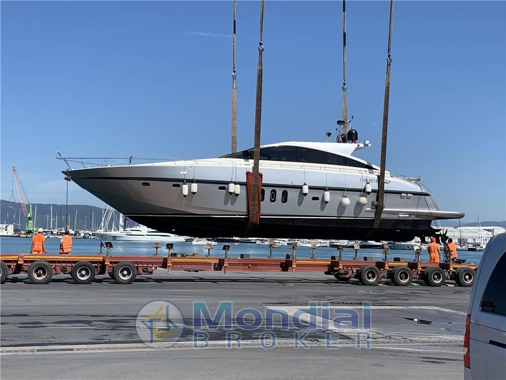 Delladriatico Pershing 72