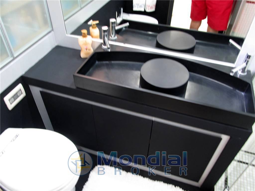 Cantieri adriatico 72 pershing