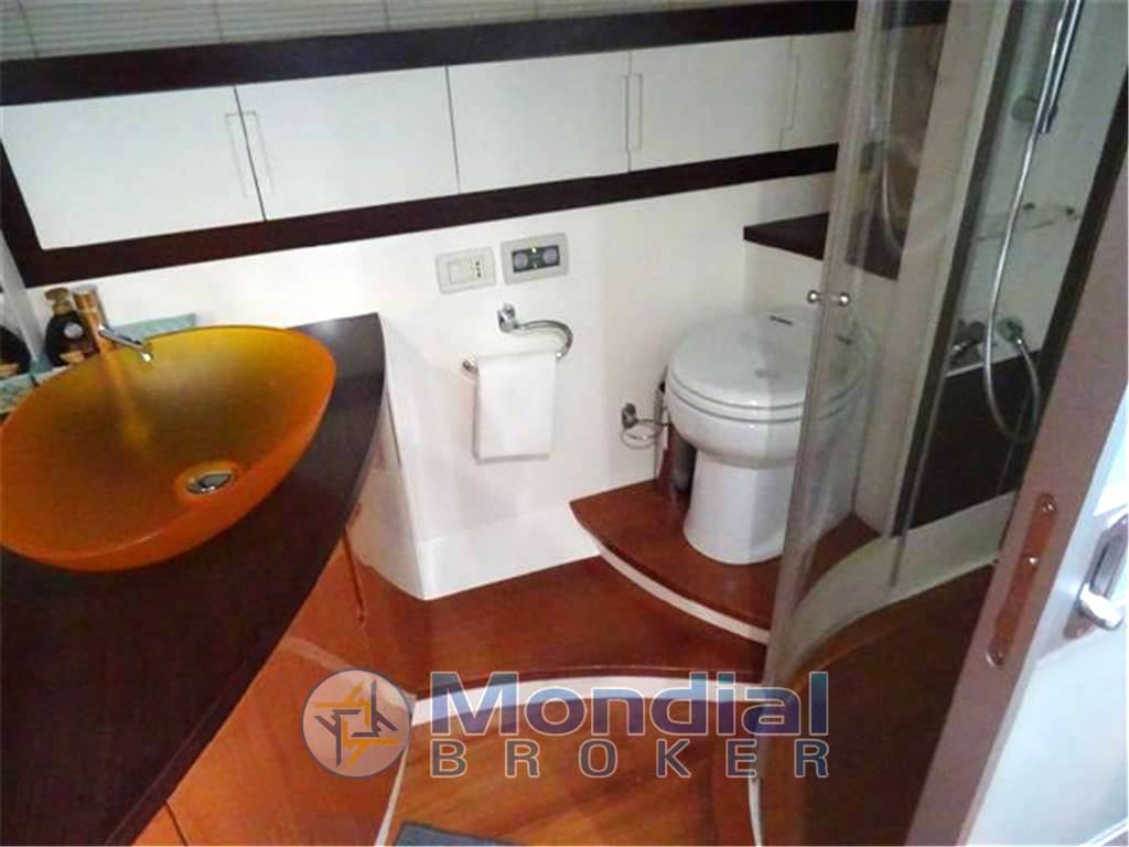 Cantieri adriatico Pershing 56