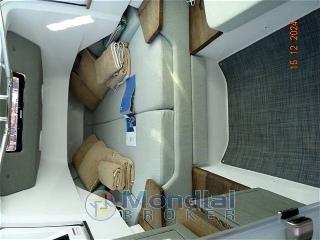 Axopar 37 sun top