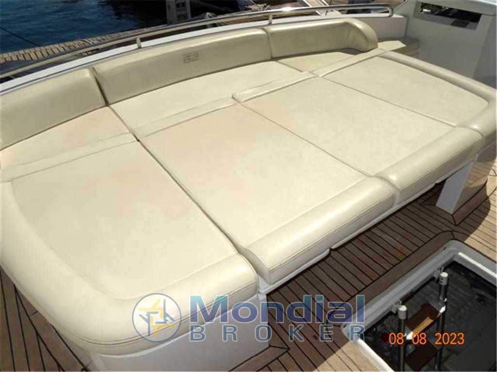 Azimut 62