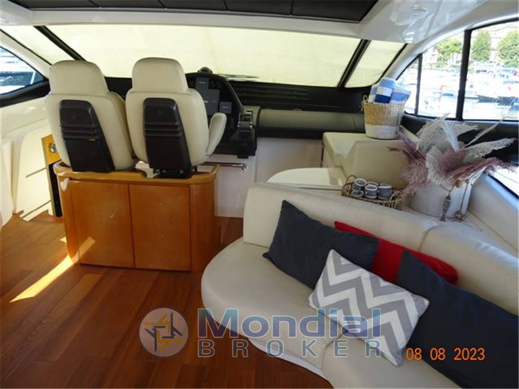 Azimut 62