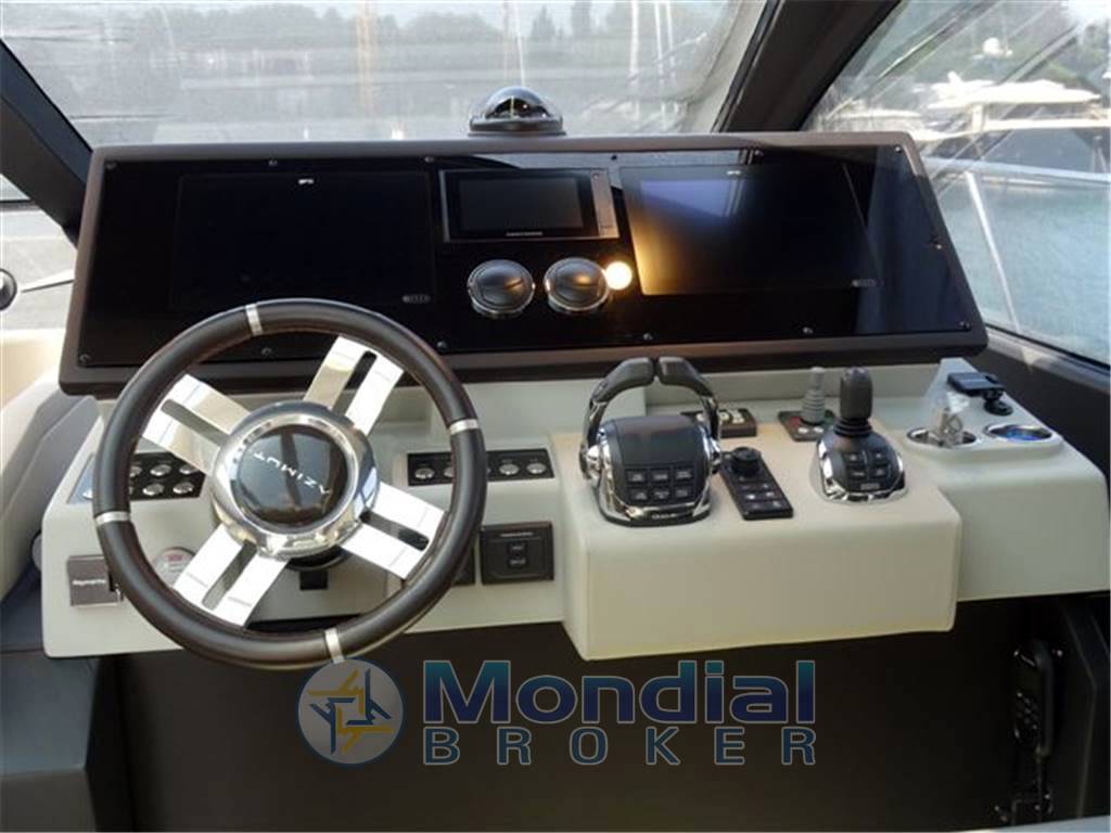 Azimut S 6