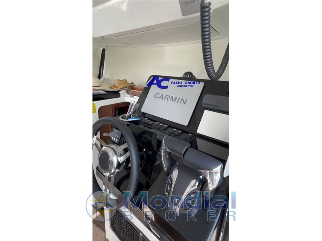 Jeanneau 895 merry fisher offshore
