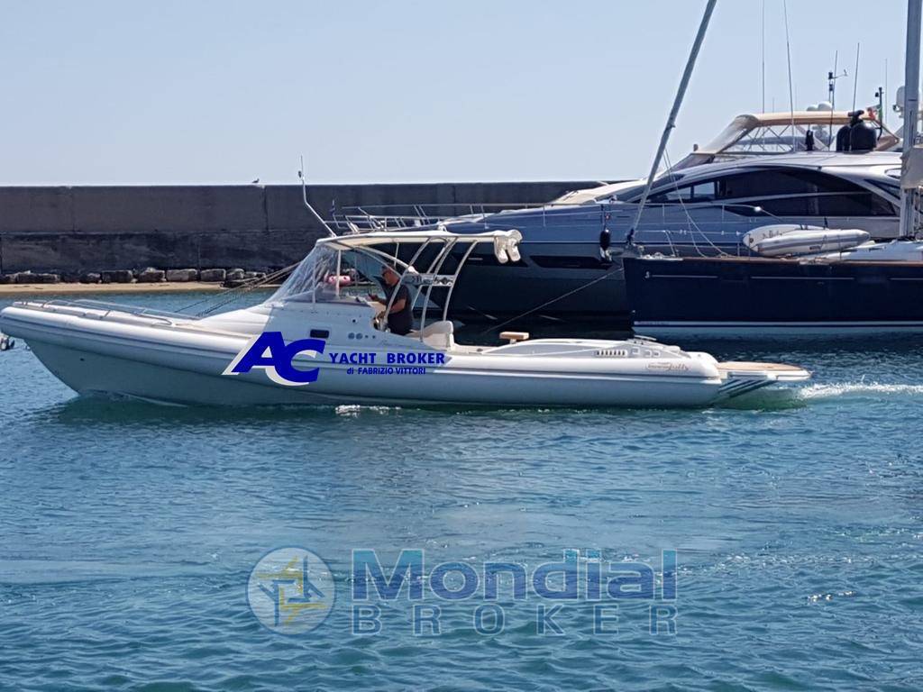 Nuova jolly Prince 35 sport cabin