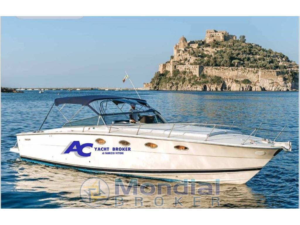Tornado 38 flush deck