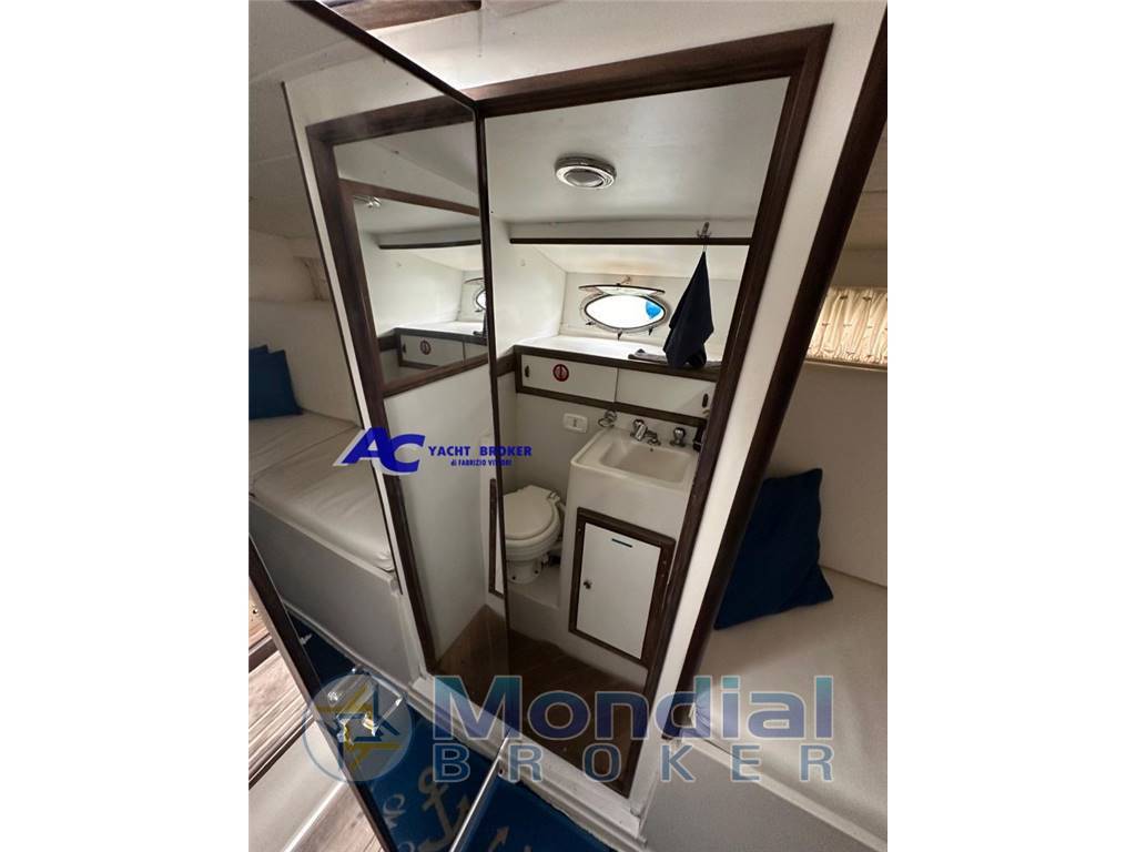 Tornado 38 flush deck