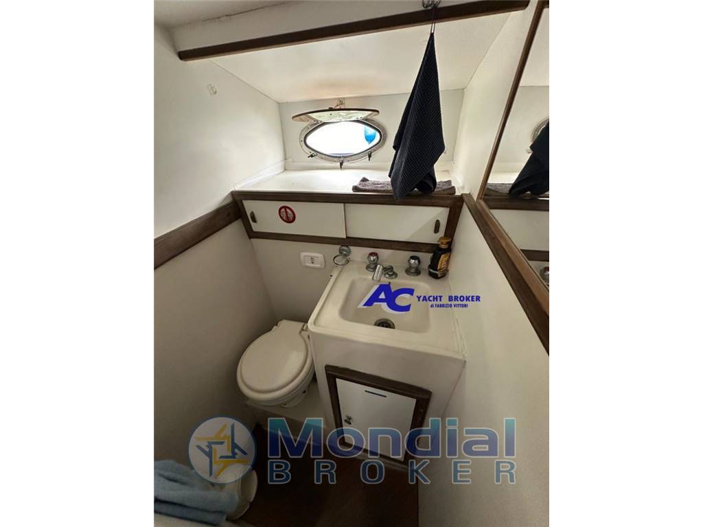 Tornado 38 flush deck