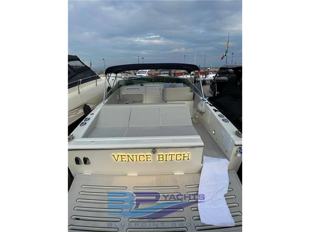 Tornado 38' classic