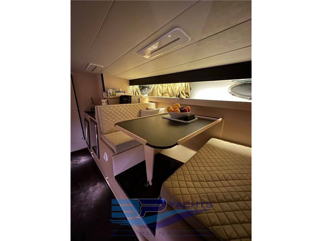 Tornado 38' classic