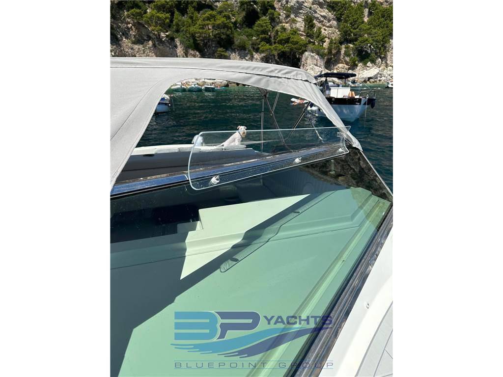 Tornado 38' classic