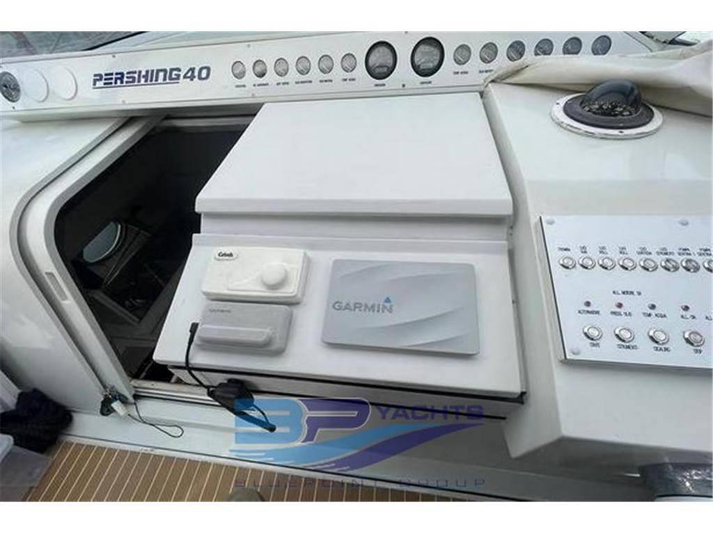 Cantieri delladriatico Pershing 40