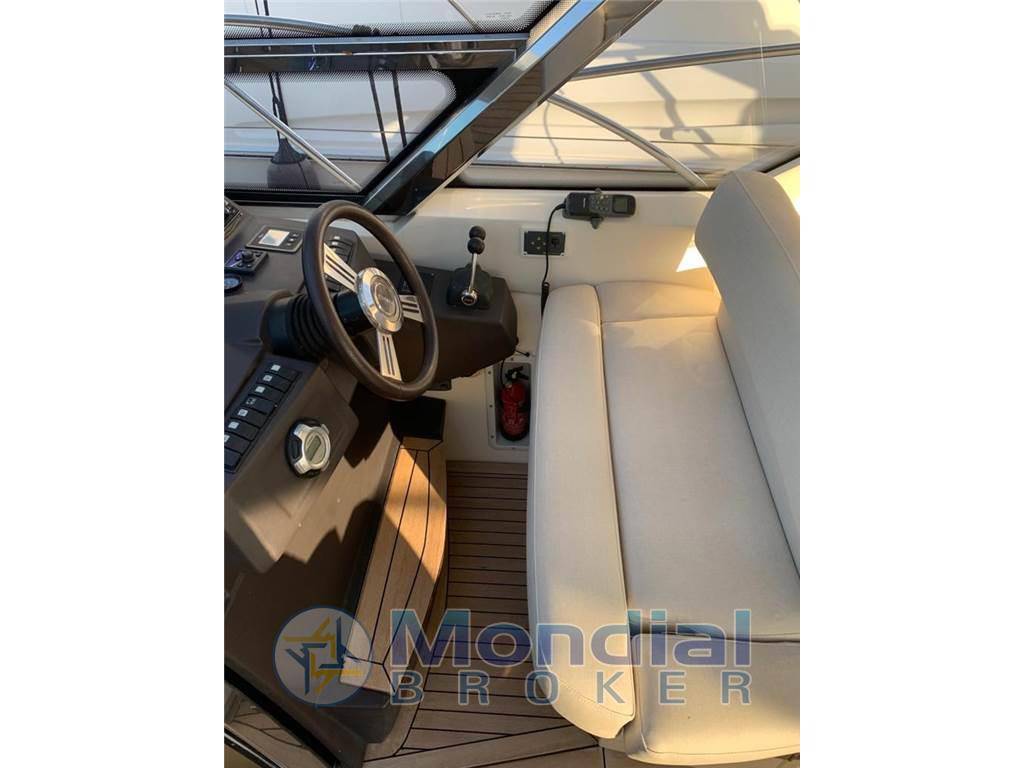 Atlantis 50