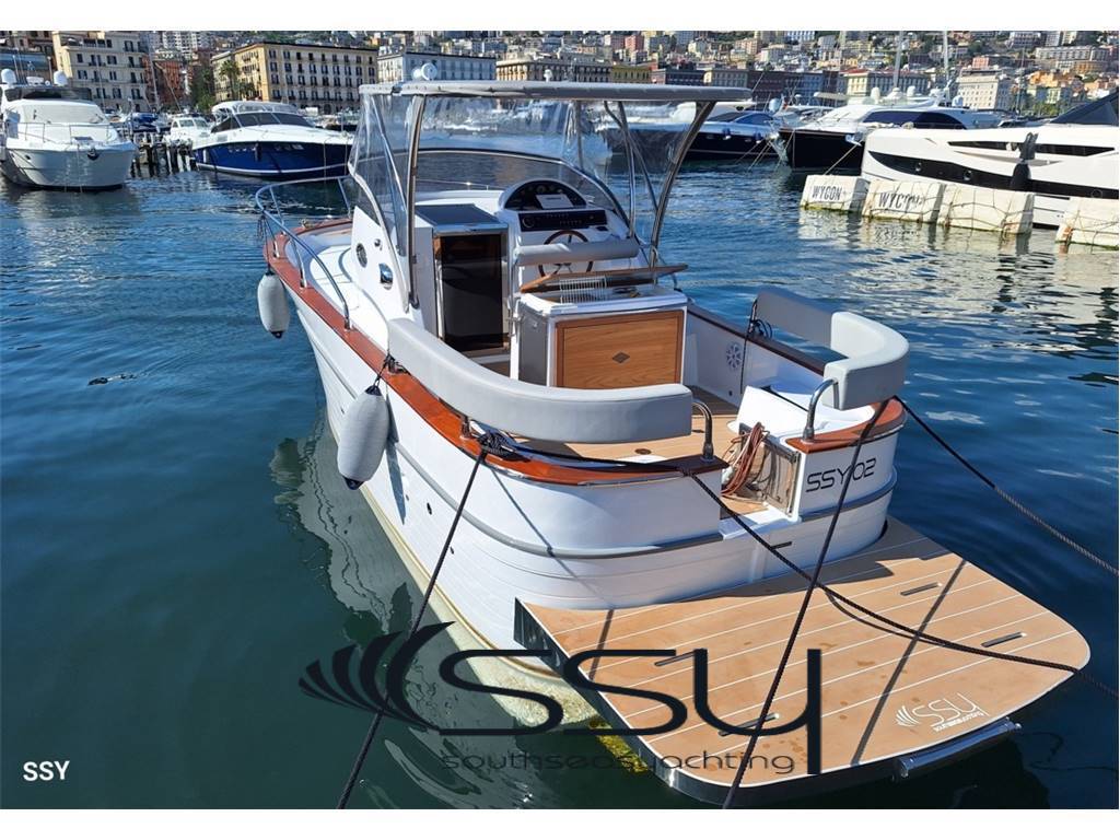 Cantieri tirrenia Gozzo viveur 28 cabin