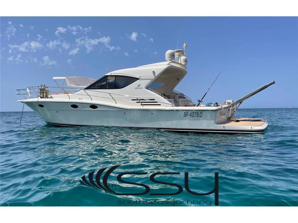 Uniesse 48 hard top