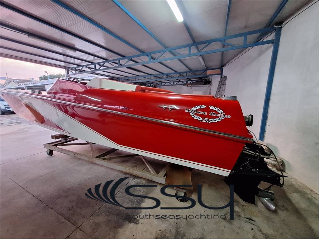 Magnum marine 27 starfire