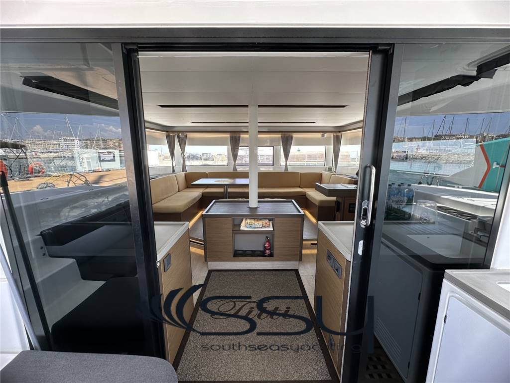 Lagoon 50