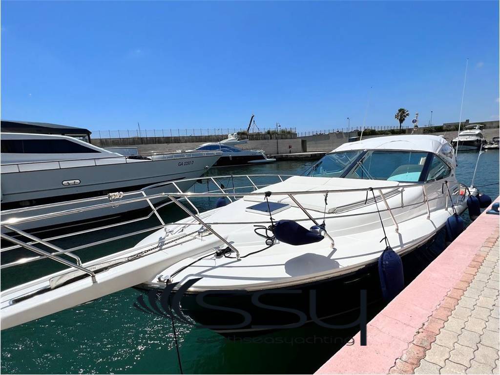 Uniesse 42 open